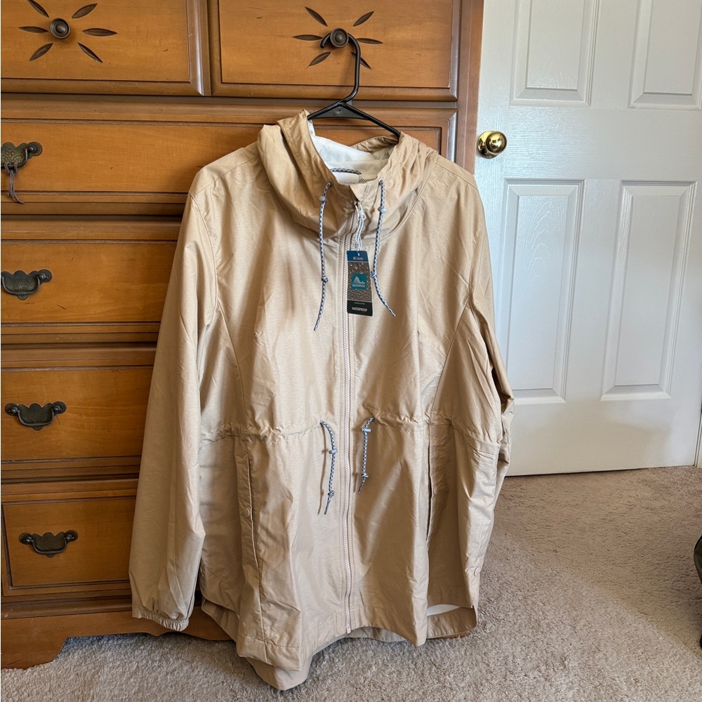 Columbia Sportswear Women’s rain coat